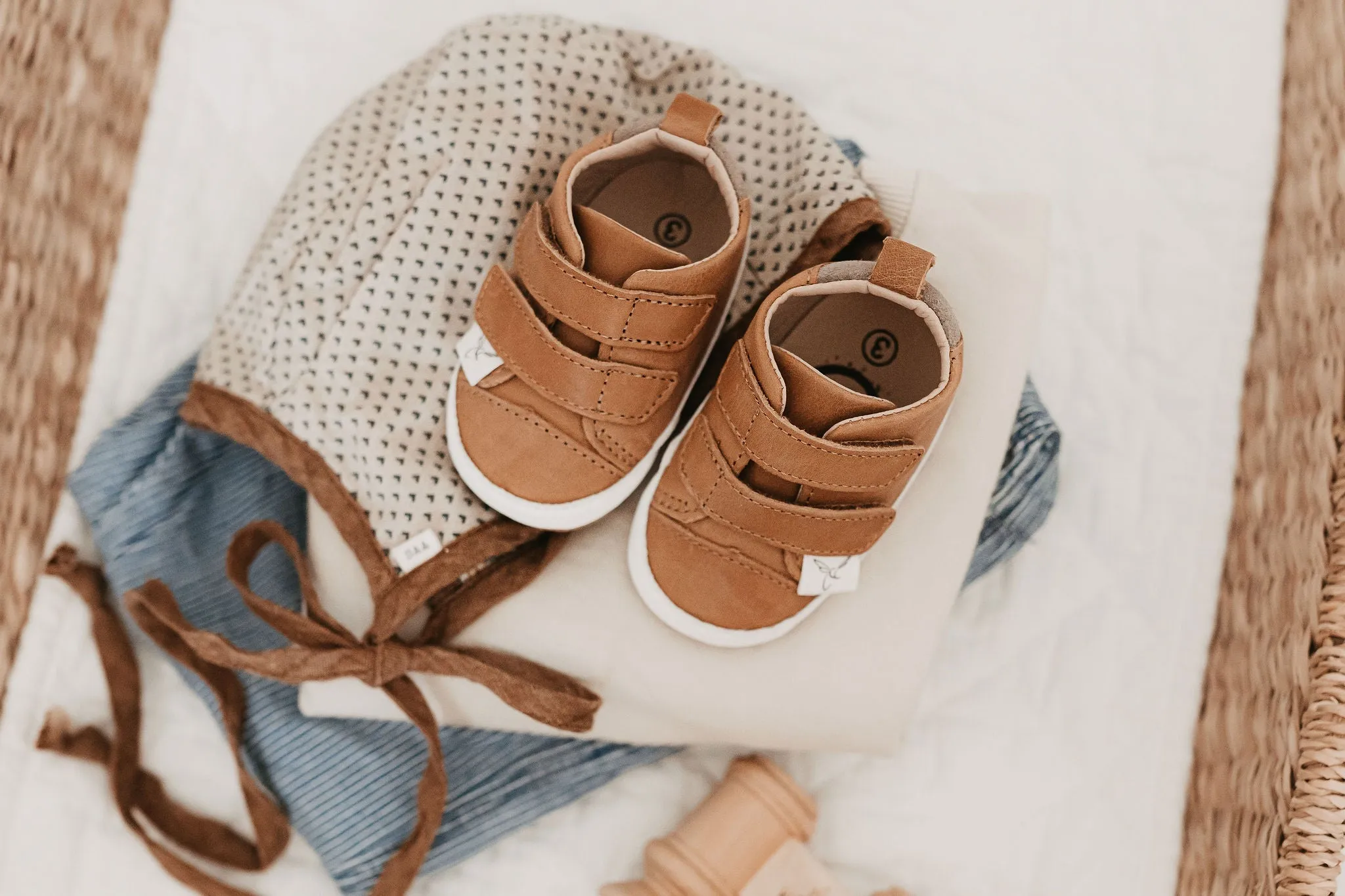 Casual Desert Sand Low Top {Premium Leather}