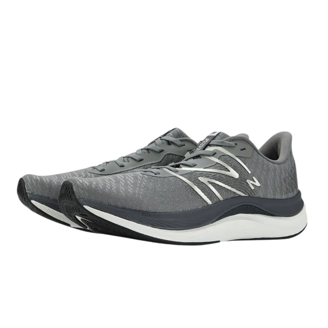 new balance FuelCell Propel v4