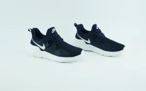 Nike active runner shoes for men